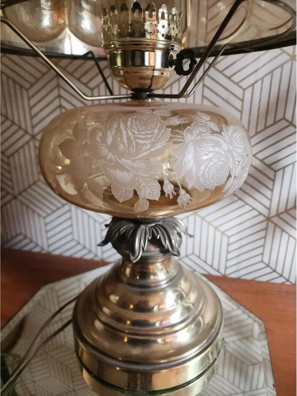 Vintage Clear Amber Glass Hurricane Gone With The Wind Floral Table Lamp 20
